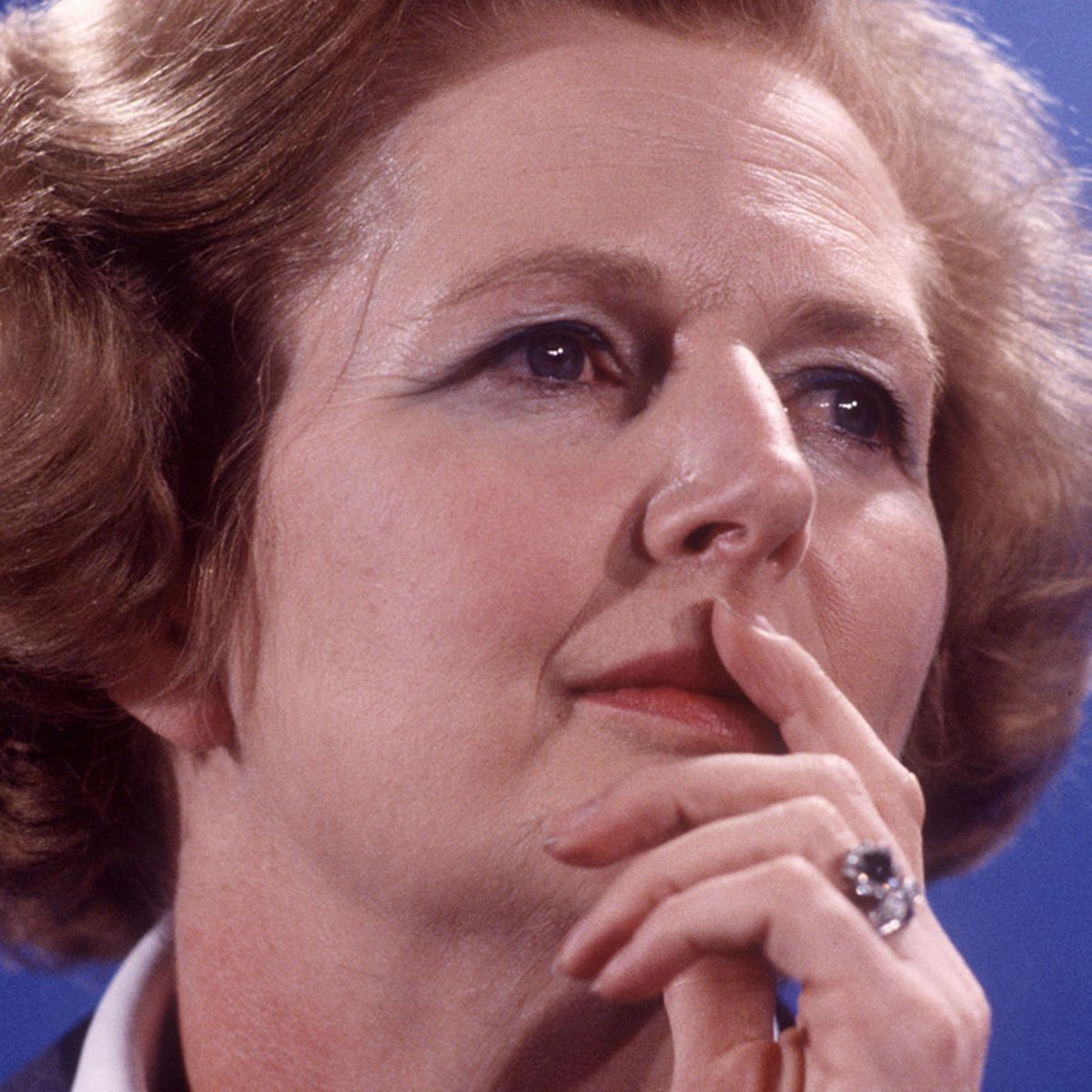 “El socialismo no procede del pueblo. Es una doctrina de intelectuales que tuvieron la arrogancia de creer que podían planificar mejor la vida de todos”

Margaret Thatcher
