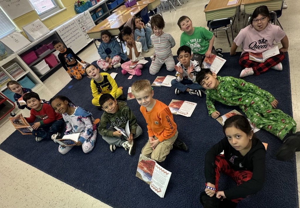 Tracey's Elementary tweet media