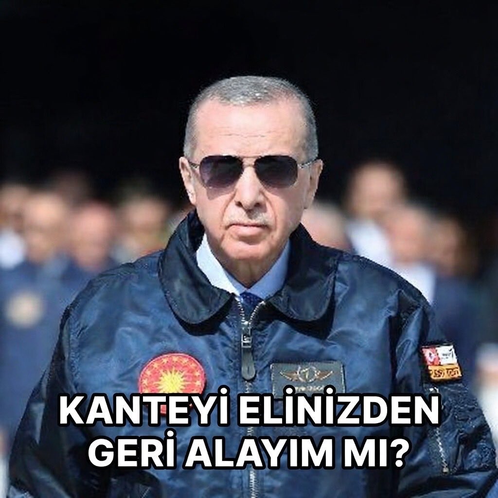 muratturna1905's tweet photo. @Ahmetercanlar Reis sana diyor ağğmeeettt @Ahmetercanlar 😂😂😂😂 https://t.co/VijQnkxr9F
