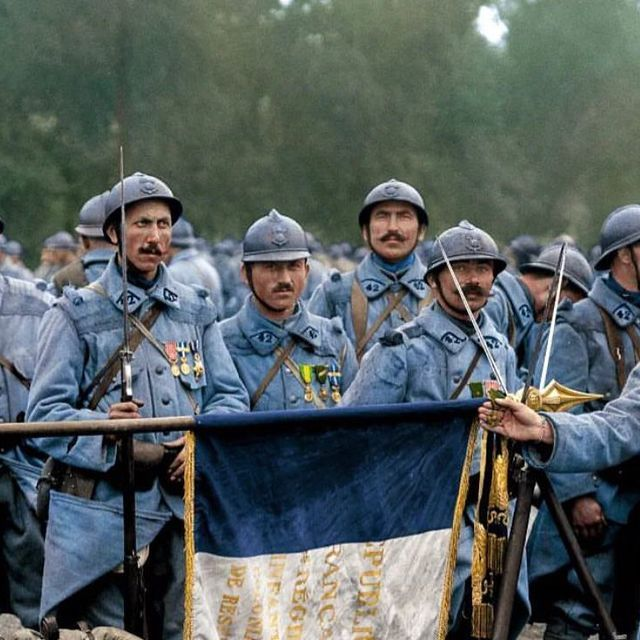 HistoiredeFran7's tweet photo. Honneur et Patrie https://t.co/37mhfdMRtb