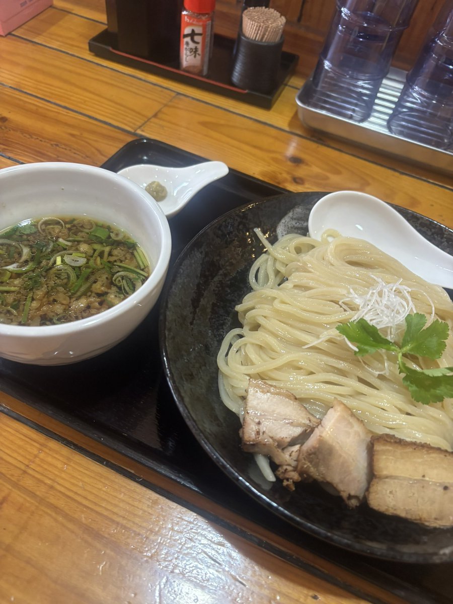 ryoma3040's tweet photo. 人生初の
らどん（ラーメンとうどんの間）食べてきました♪

国内でも少ない店舗だけど、もっと広がればいいなと思うくらいの美味しさでした😌 https://t.co/4h7dwqNu0A