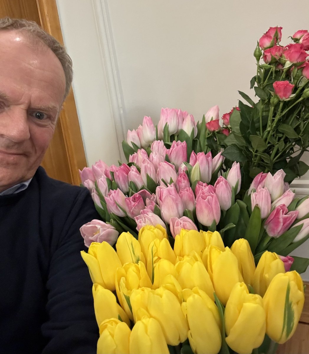 Donald Tusk tweet media