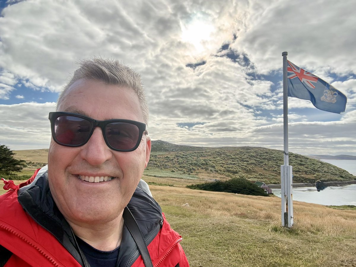 Piquer's tweet image. First time in the Falkland Islands, on West Point Island. Wonderful to be here.  #islandhopping #travel #bucketlist