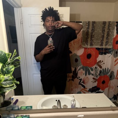 KeontaHowa43583's tweet photo. #NewProfilePic https://t.co/ODTC45UMqZ