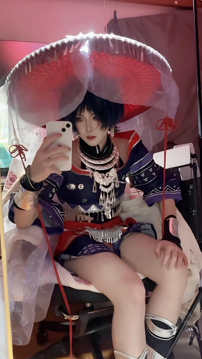 KittyMint_sama's tweet photo. #scaramouche #GenshinImpact #cosplay #散兵cos https://t.co/ECivpztwhZ