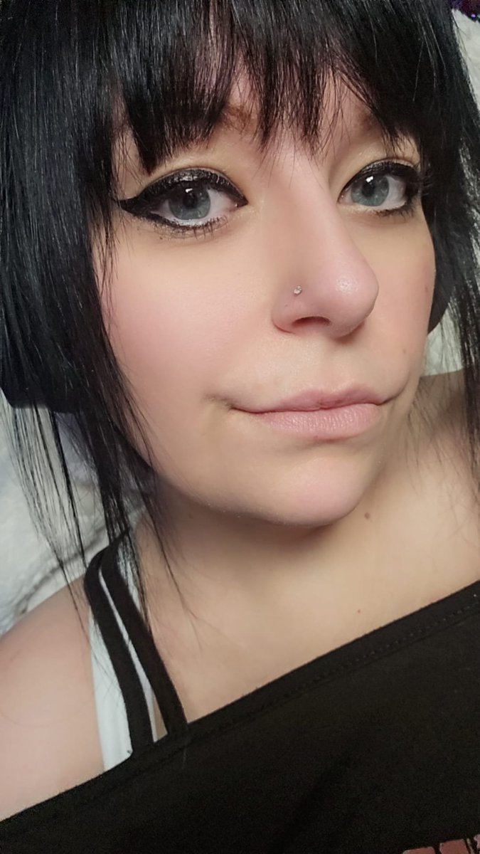 TheOnlyAni tweet media