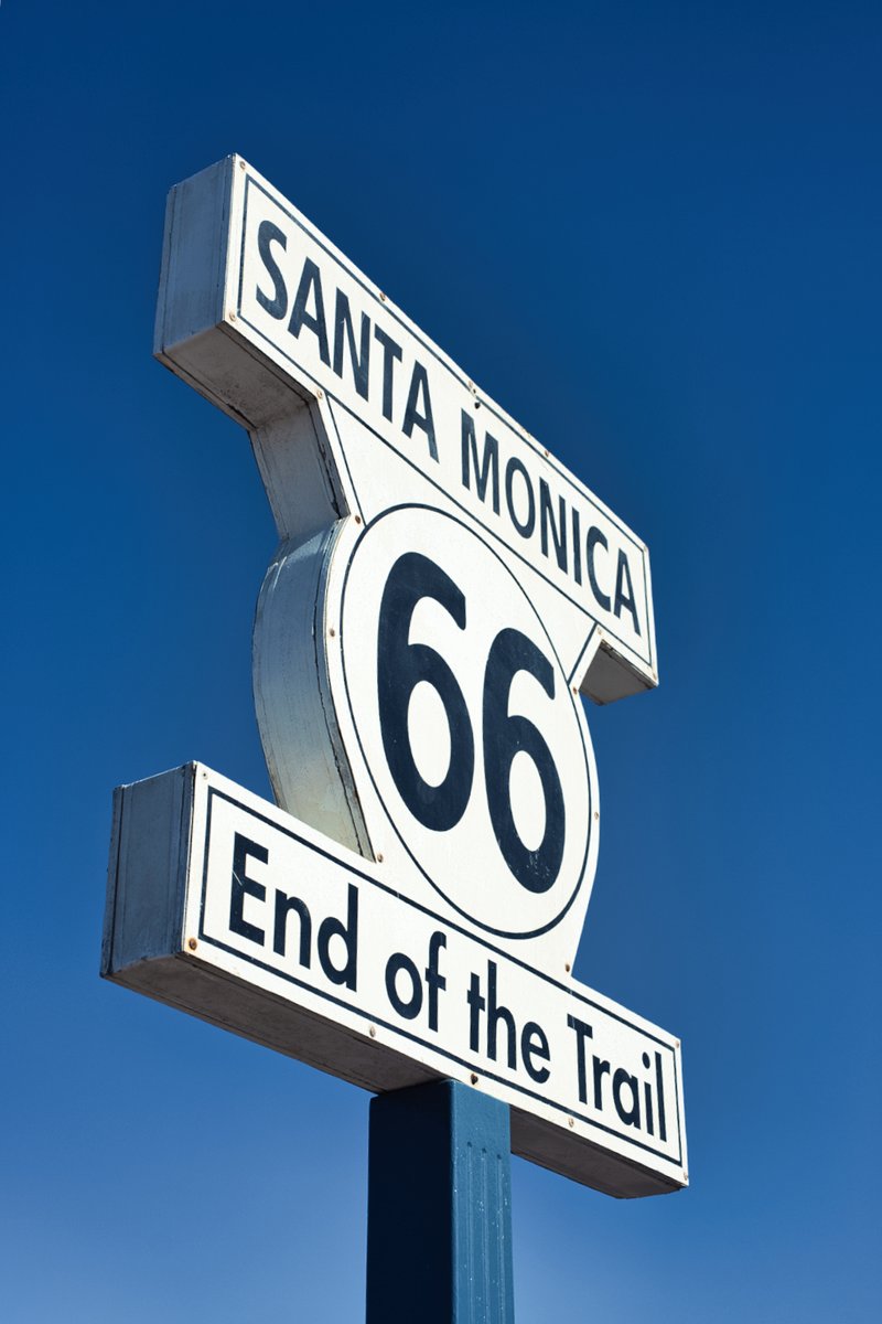 KanimenPhoto's tweet photo. In Los Angeles for work during Grammy Week.
On a day off, I drove out to Santa Monica.
The end of Route 66. https://t.co/mRW801bjtf