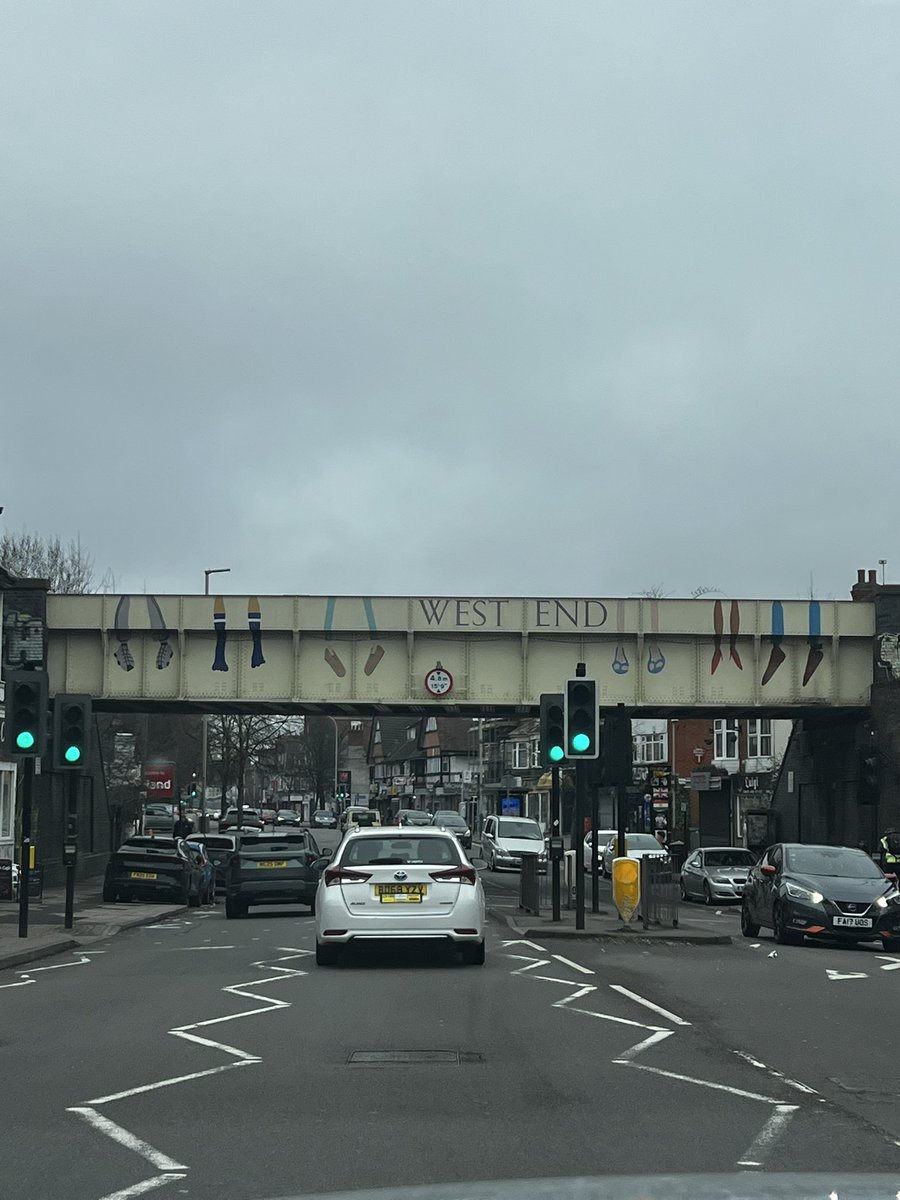 Marianne Avery tweet media