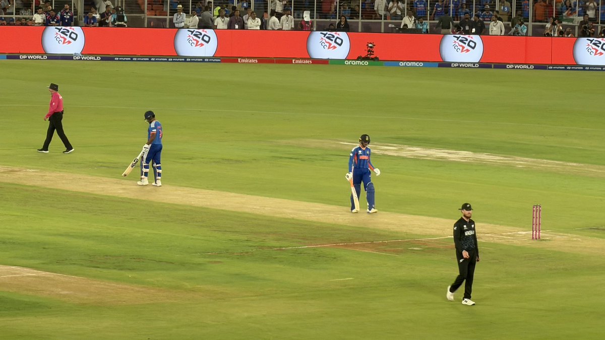 Vimal कुमार tweet media