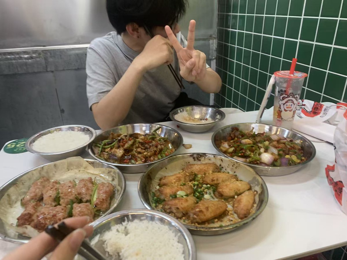 番薯仔 tweet media