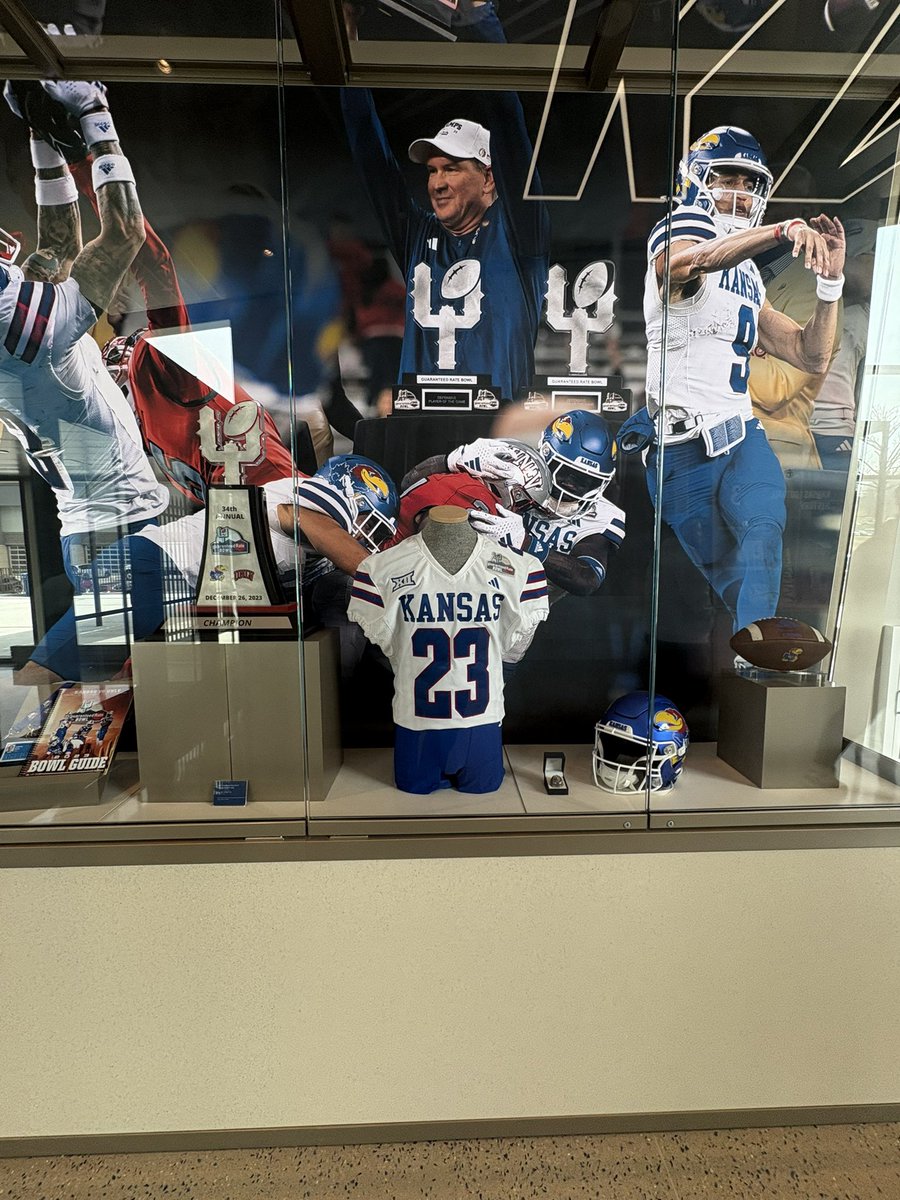 Lundon Hampton tweet media