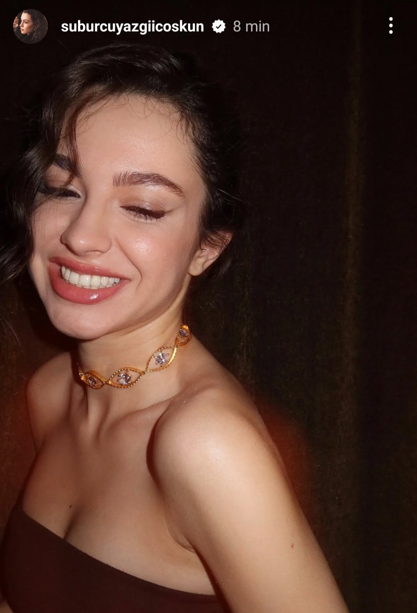 Feliz día de la Mujer ♥️ a una mujer que ha luchado desde sus 5 años para lograr su sueño, hermosa, tremendamente talentosa, exitosa, profesional, inteligente, resiliente, hermosa y elegante 🌹
#SuBurcuYazgıCoşkun