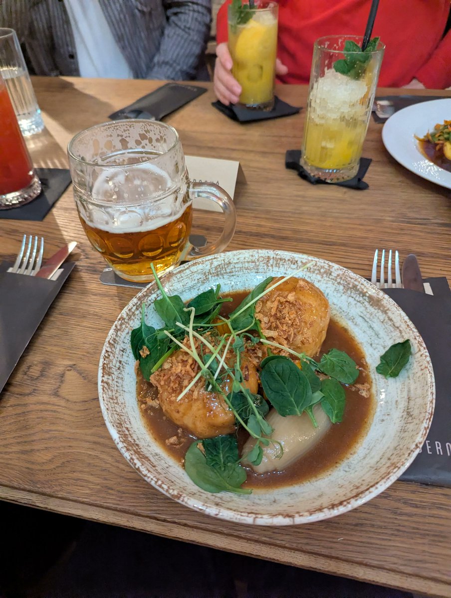 Adam Barta tweet media