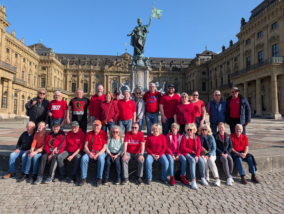 Der Fanclub war gestern in #Würzburg um unser Team zu unterstützen. #DBBL