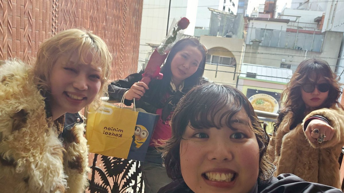 ใชใฐใฉ่ tweet media