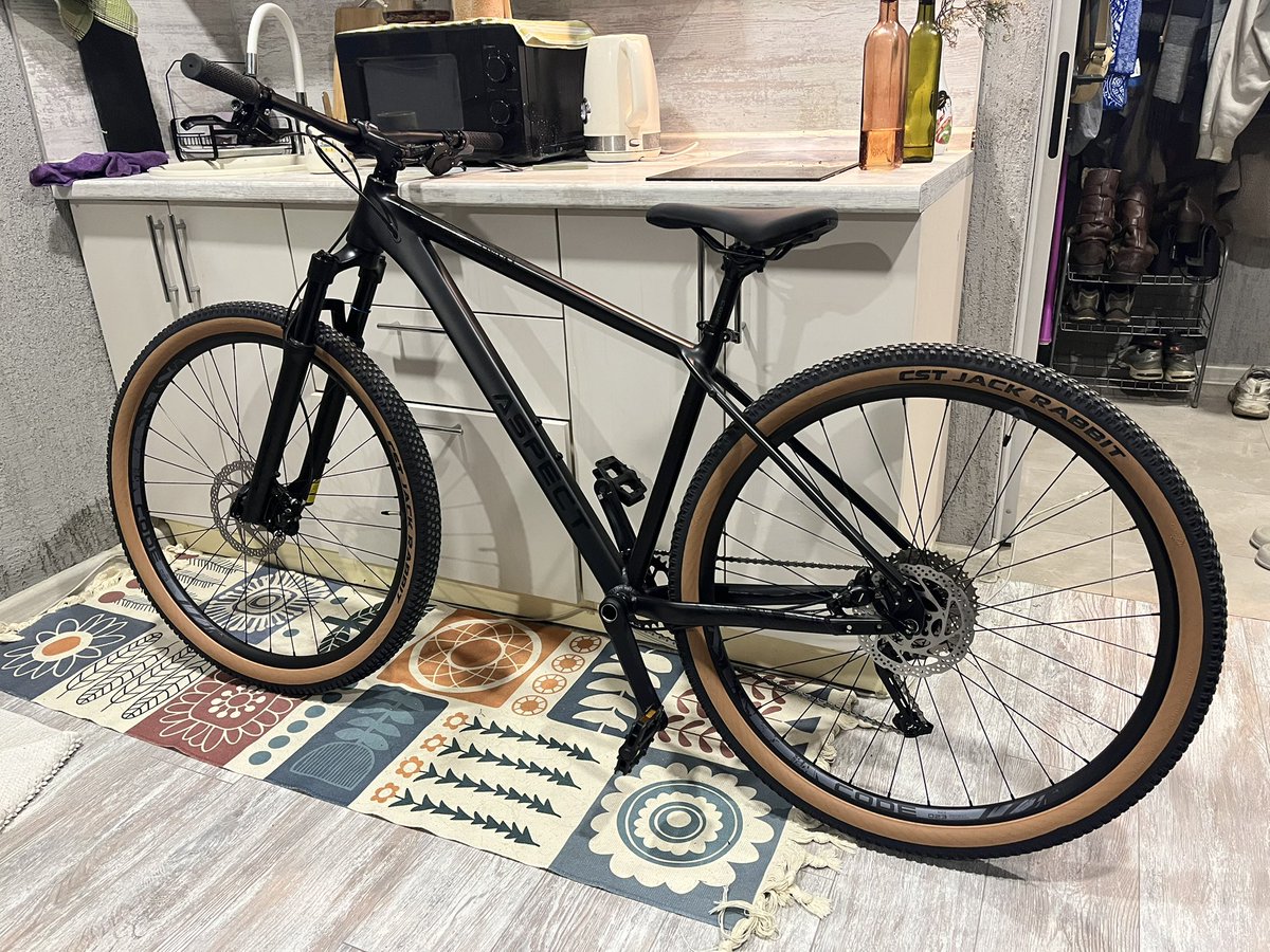 миша нагарчик раб курева вахтовик простачок ☠️ tweet media