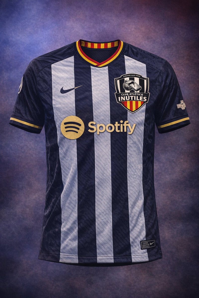 CA_Inutils's tweet photo. Las hermosas equipaciones que nos acompañará este vieje🖤🤍 @LCT_Oficial https://t.co/tKppTfEdYr