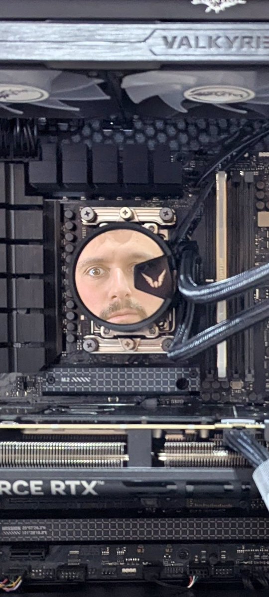 🔴Hoy Domingo
⌚Entre 18 y 19h

✅Just chatting
👉🏼He creado LA MÁQUINA

✅Kingdom Come Deliverance 2
👉🏼Nos lo jugamos en ULTRA

⭕Ah! Y también en Youtube!