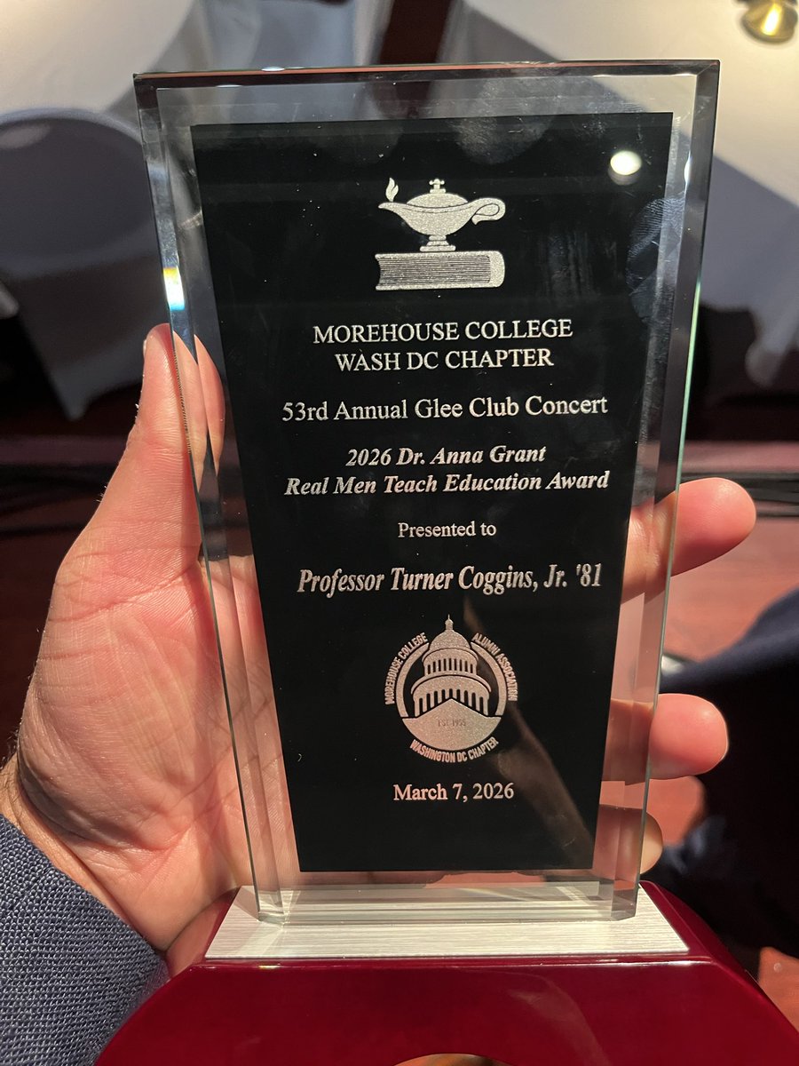 Real Men Teach tweet media