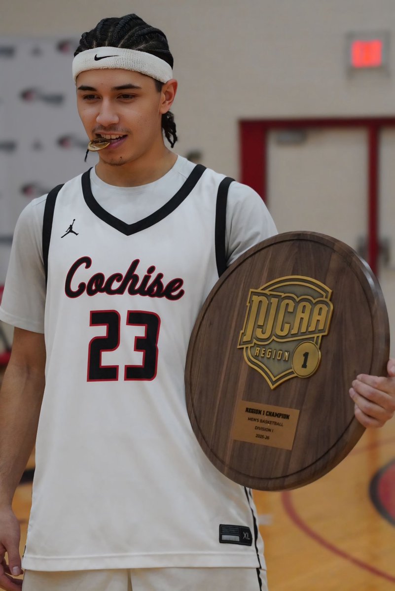 Eastwood Basketball tweet media