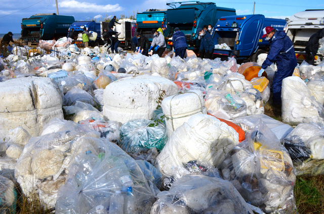 世間はこの出来事を思い出そう! tweet media