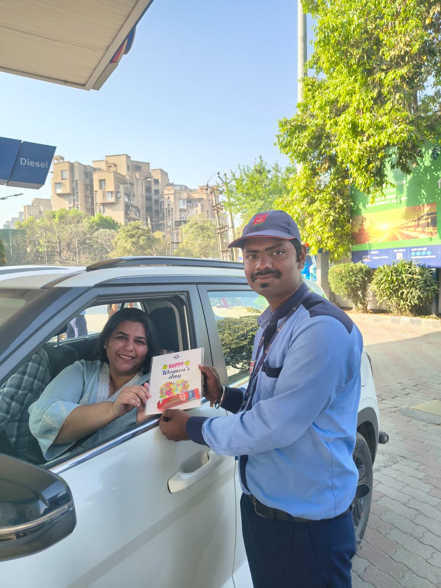 HiraFuels's tweet photo. Happy Women's Day 2026: Celebrated the occasion by distributing the greeting cards &amp; chocolates.
#InternationalWomensDay #HPCL https://t.co/rq4SHJ26E6