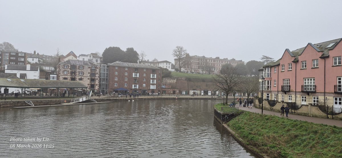 lizabe86169030's tweet image. Where the fog isn't so bad. #Exeter #ExeterQuay #ExeterCustomHouse #IscaPhotographicExhibition