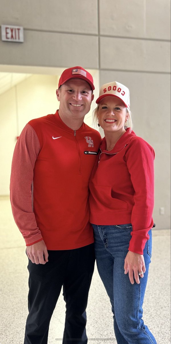 camieLking's tweet photo. when you get married during basketball season, you always have a @UHCougarMBK game to celebrate at. year #12 with the kids at GIA yesterday! came in and got the W. #GoCoogs https://t.co/WTf8dAkcKy