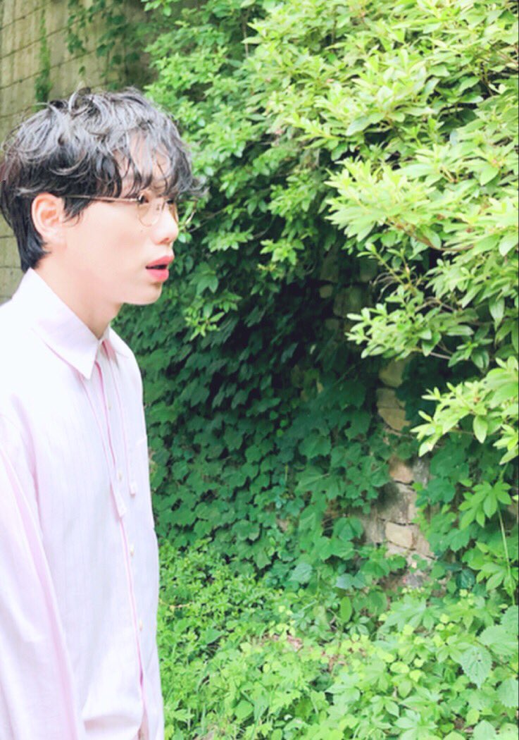 seasons_10cm's tweet photo. 하나둘셋 !
좋아하는화보풀기time ~ 😁😁 https://t.co/CXSA9DHulk