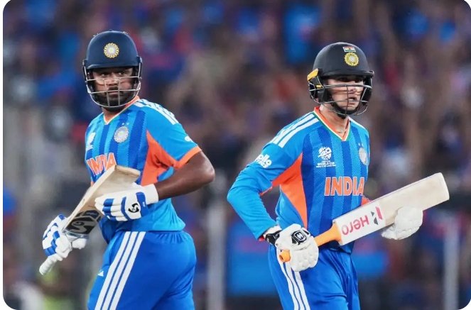 kailashcjat123's tweet photo. अभिषेक शर्मा का शानदार अर्धशतक! 🔥
Abhishek Sharma और Sanju Samson के बीच कमाल की साझेदारी, गेंदबाज़ों पर लगातार दबाव। 💥🏏
#AbhishekSharma #SanjuSamson #Cricket #INDMatch #HalfCentury #Partnership #CricketFans https://t.co/bB41qEPxXI