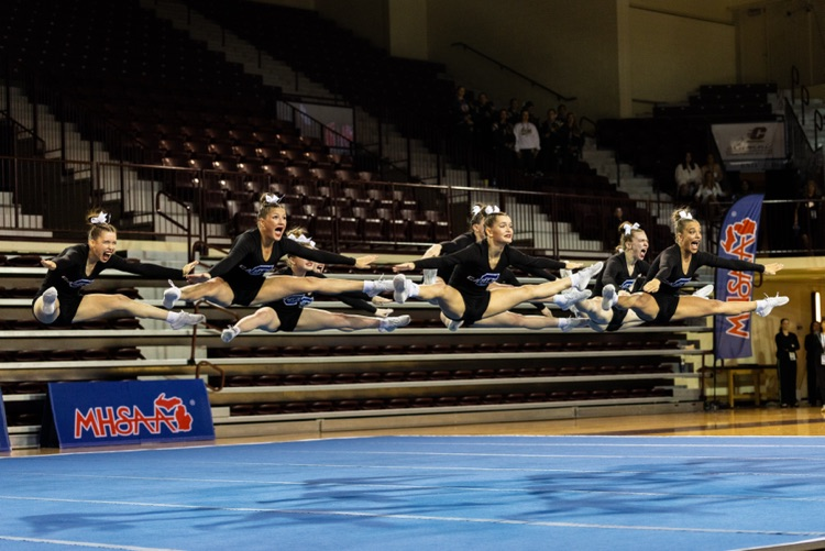 Amy Conway tweet media