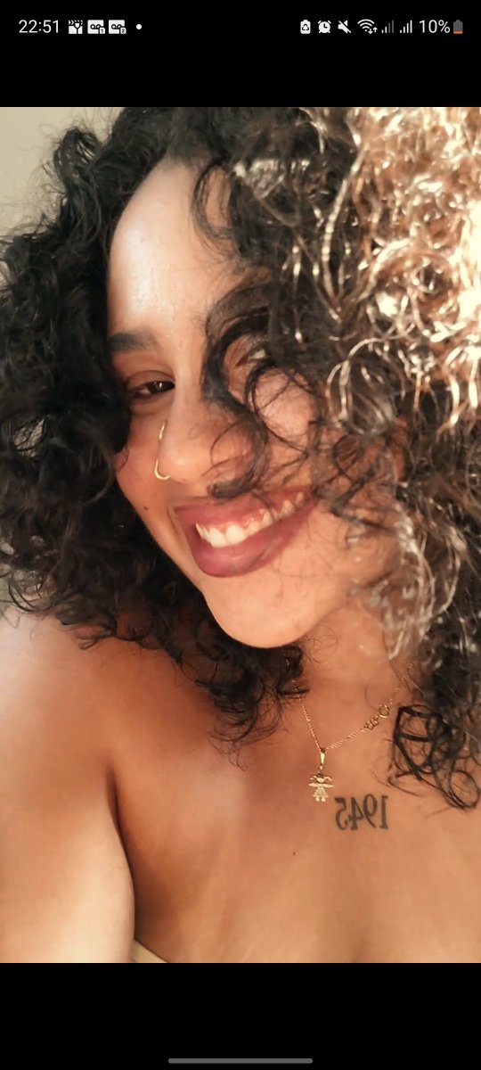 malucst_'s tweet photo. sou filha dela https://t.co/p9u7y3CnR2