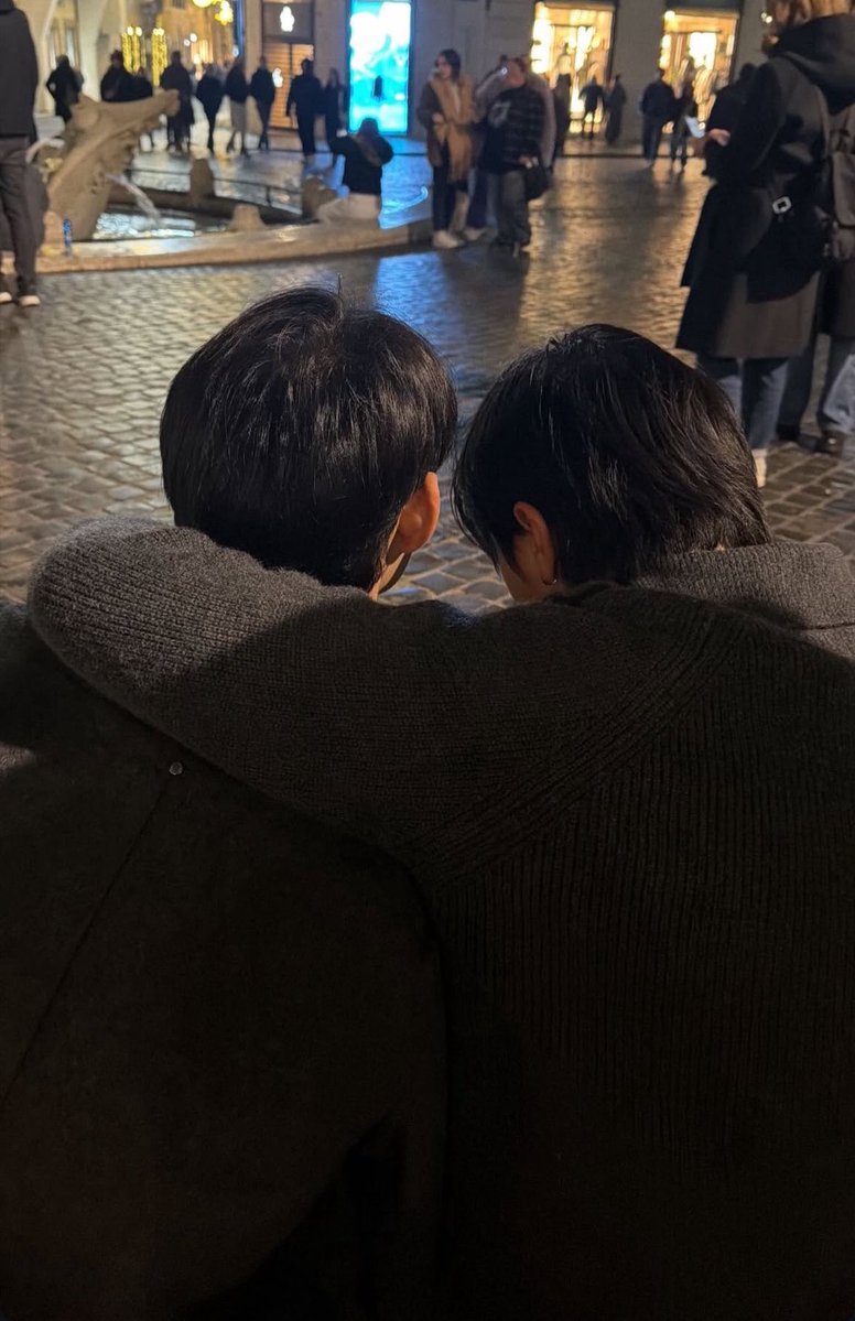 พูดไปก็เจ็บคอ แค่กๆๆๆๆๆๆๆๆๆๆๆๆ

#WilliamEst #วิลเลี่ยมเอส