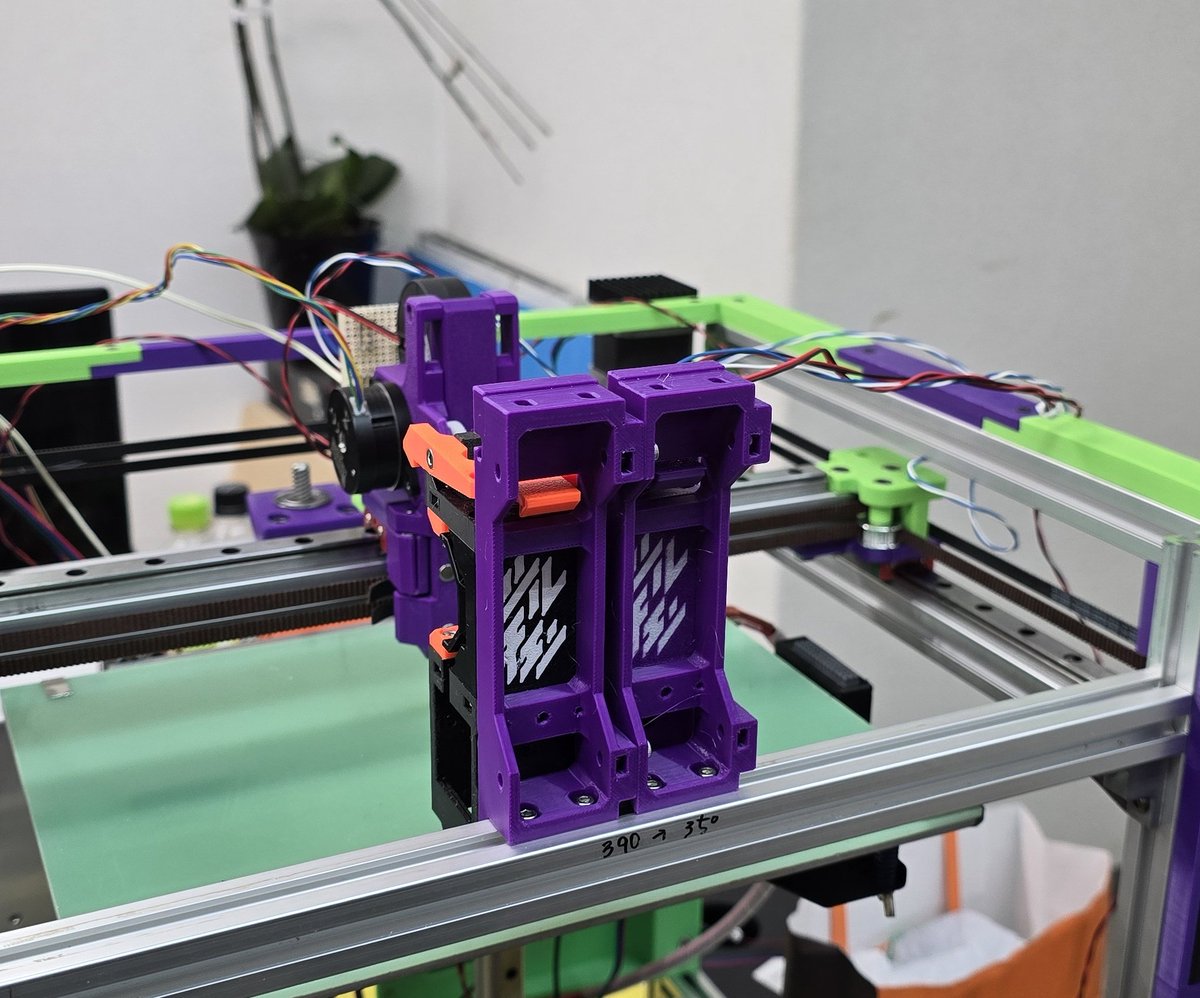 3dp_oosaka's tweet photo. 因みに取り付けピッチは35mmで基本klipperなら付けれるように設計してるで！

#INDEXOOSAKA https://t.co/KRZKw9ZaQG