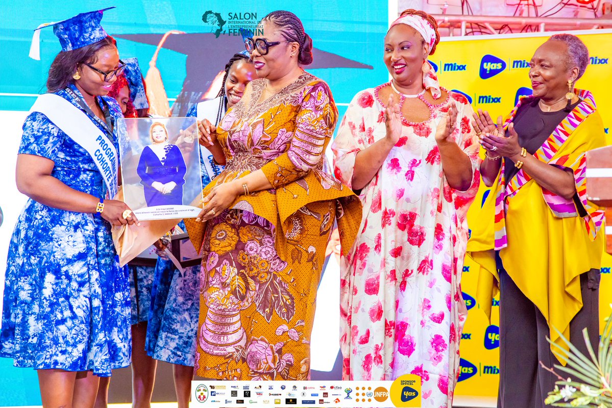 Dr. Kayi Dogbe tweet media