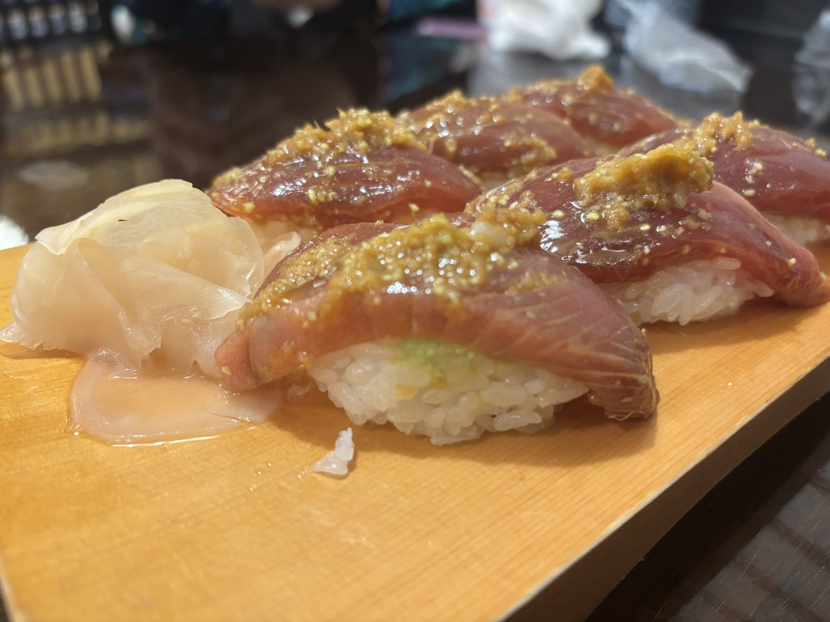 郡山観光2日目
釣り堀行ってゲーセンで遊んでお寿司食べて
一瞬で夜に…
2日で仲良くなれたから2人が帰るの寂しかったけどまた会えるから！
次は東京でもんじゃ食べる！