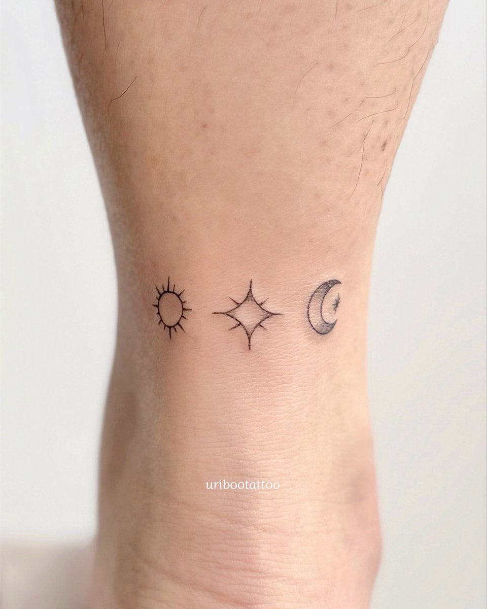 uribootattoo's tweet photo. ☀️✨🌙 

permanent tattoo
open appointment 
WA: +62 896‑7266‑1616

#tattoo #tattoosurabaya #koreantattoo #petitetattoo #minitattoo https://t.co/1XcieRxvWe