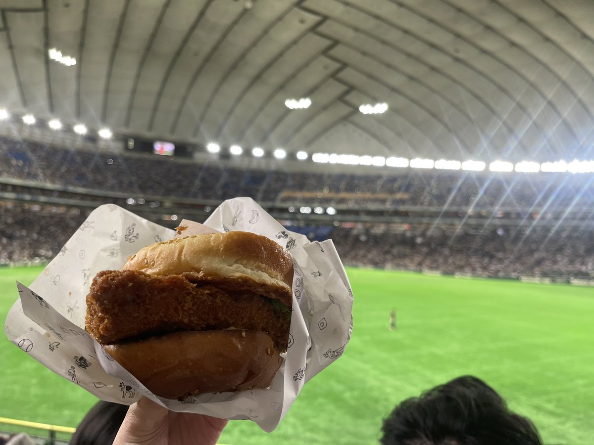 mkmapleee's tweet photo. 今日はここからでしたー！！！⚾️ https://t.co/SLCmpjI9zX