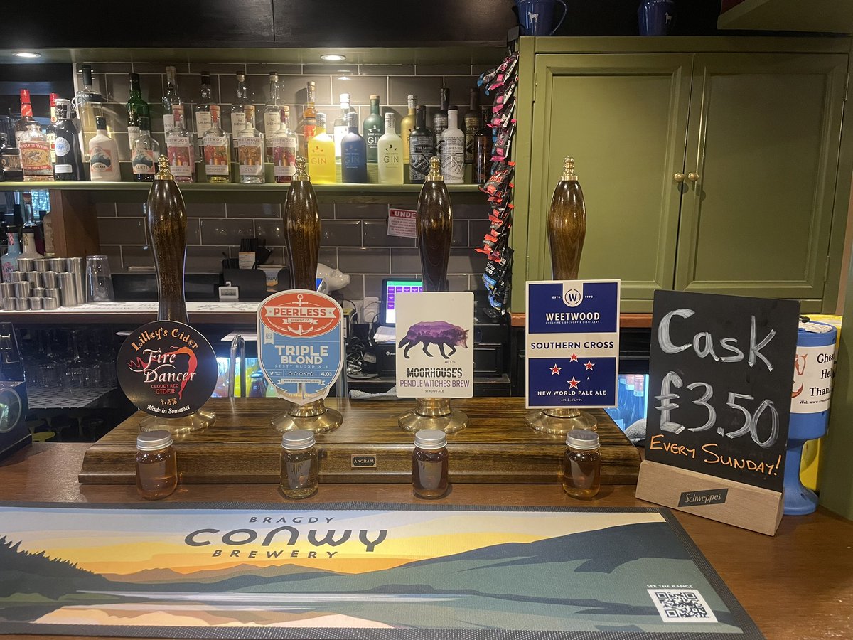 Joining us this afternoon? Roasts, Rugby and £3.50 per pint of cask. Think I might have one myself! 🍻👩🏻‍🍳
#countrypub #chester #caskale