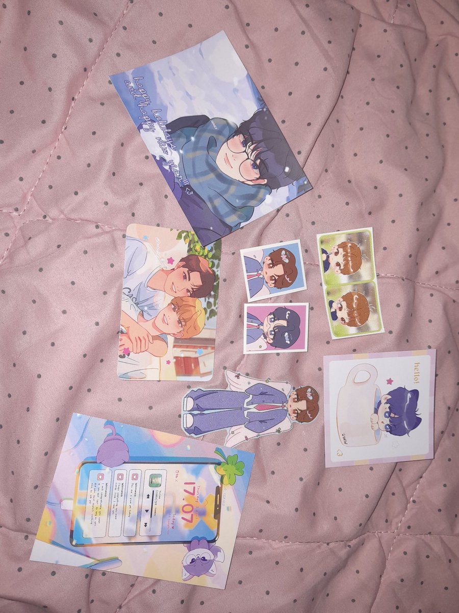 bitter_wonungie's tweet photo. Totebag dan pin badgenya dah sampai, sangat amat super duper lucu 💚💜

Asli suka banget sama bahan tasnya, tipeku banget. Ditunggu barang-barang lucu lainnya iaa 😭🫶🏻

Thank you kak Dain @di_series @eltpfldptm 

*nyesel dikit gak beli stickernya 😭 https://t.co/KVfTReOYml