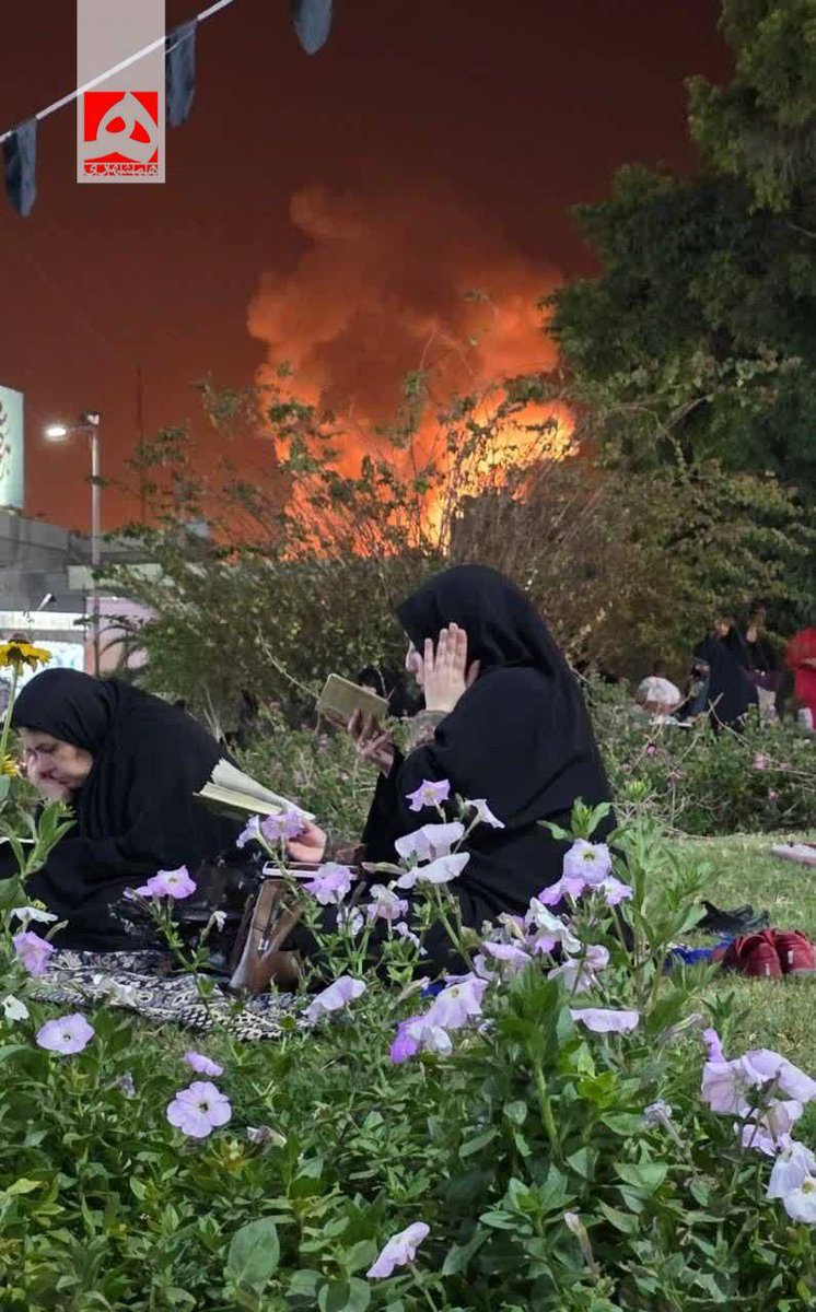 Tehran, where the United States and Israel continue their illegal war of aggression, this time hitting the major oil refineries near the city and turning the sky black with smoke and pushing the citizens into a situation of fear and despair (a third of all the dead in the bombing