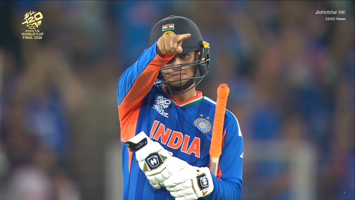 mufaddal_vohra's tweet photo. WELL PLAYED, ABHISHEK SHARMA. 👏

- 52 (21) with 6 fours and 3 sixes. Out of form throughout, he had his moments in the biggest match of the tournament. 🇮🇳 https://t.co/eT6HLw0ExN