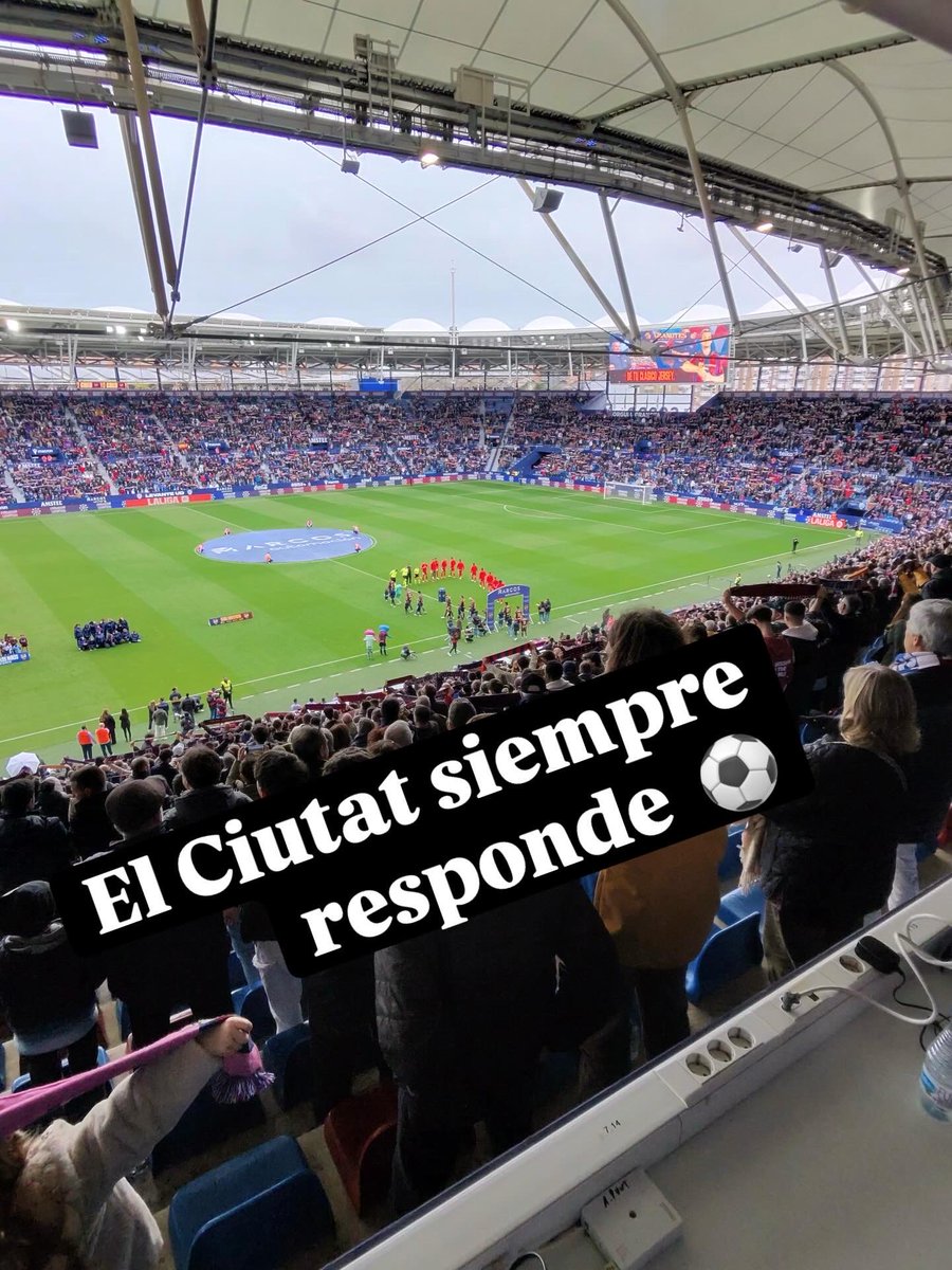 JLMora25's tweet photo. No ha podido ser @LevanteUD pero siempre un punto es un punto y en @LaLiga vale su precio en oro… La victoria casi en el bolsillo, lástima,pero entre la expulsión y la situación en la tabla, el temor ha llegado al Ciutat… #yocreo #futbol https://t.co/TpaNtV0Mug