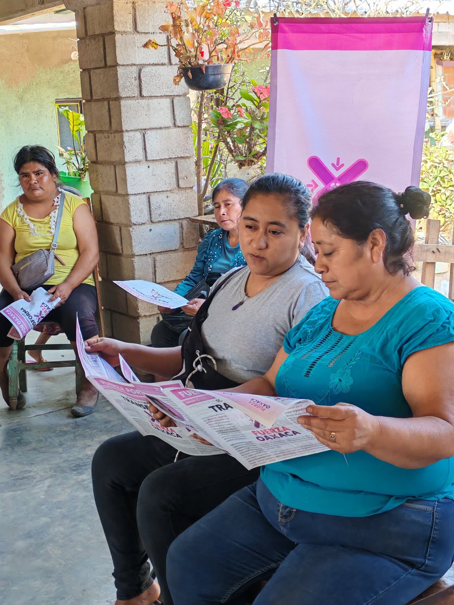 Nos reunimos con militantes, amigas y amigos de nuestro partido Fuerza por Oaxaca en la Agencia de Tiracoz, Cuilápam. 

Fue un encuentro cercano, de diálogo y escucha, donde reafirmamos nuestro compromiso de seguir caminando junto a nuestras comunidades y trabajar con