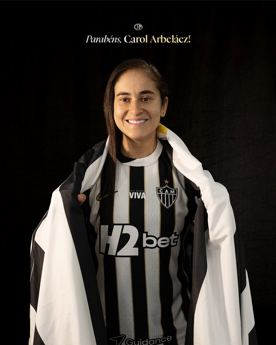 GaloFFeminino's tweet photo. Parabéns, Carol! 👏🇨🇴

A meio-campista atleticana Carol Arbeláez comemora mais um aniversário hoje.

Parabéns, Carol Arbeláez! Aqui é #Galo! 🐔🖤🤍 https://t.co/RjUANxIobu