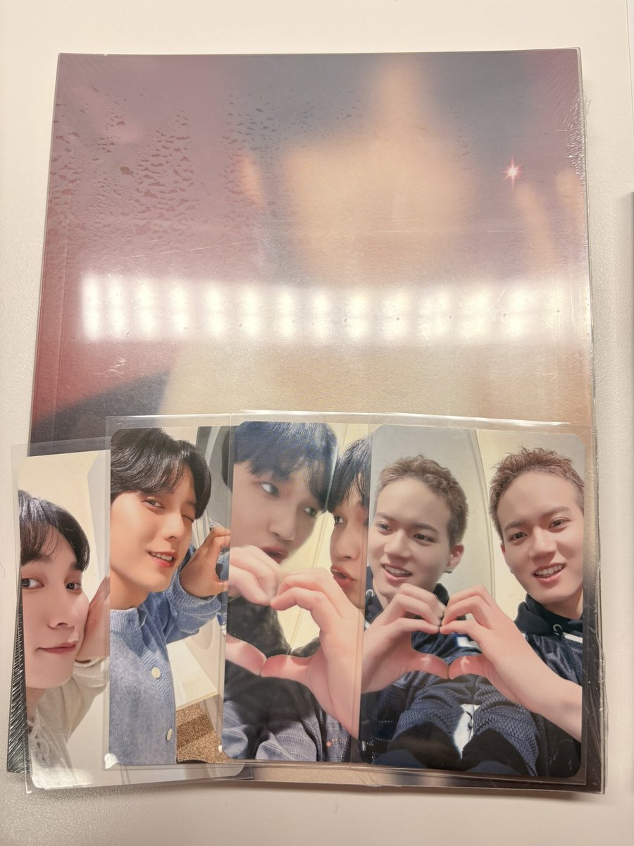 p_angcs's tweet photo. 2년만에 비투비 완전체 디싱 컴백 + 2nn괄 달성 기념 이벵 열어요!! ♥︎

#rt + #follow 멜로디분들만 가져가셨으면 하는 마음에 (배부가능여부)&amp;멜로디(짱친,오칠이) 인증받겠습니다♥︎

총 2분 뽑고 당발은 비투비 데뷔일(3/21)에 하겠습니당 많관부해주세요♥︎ ♥︎

#비투비이벤트 https://t.co/Nc9VOrylCz
