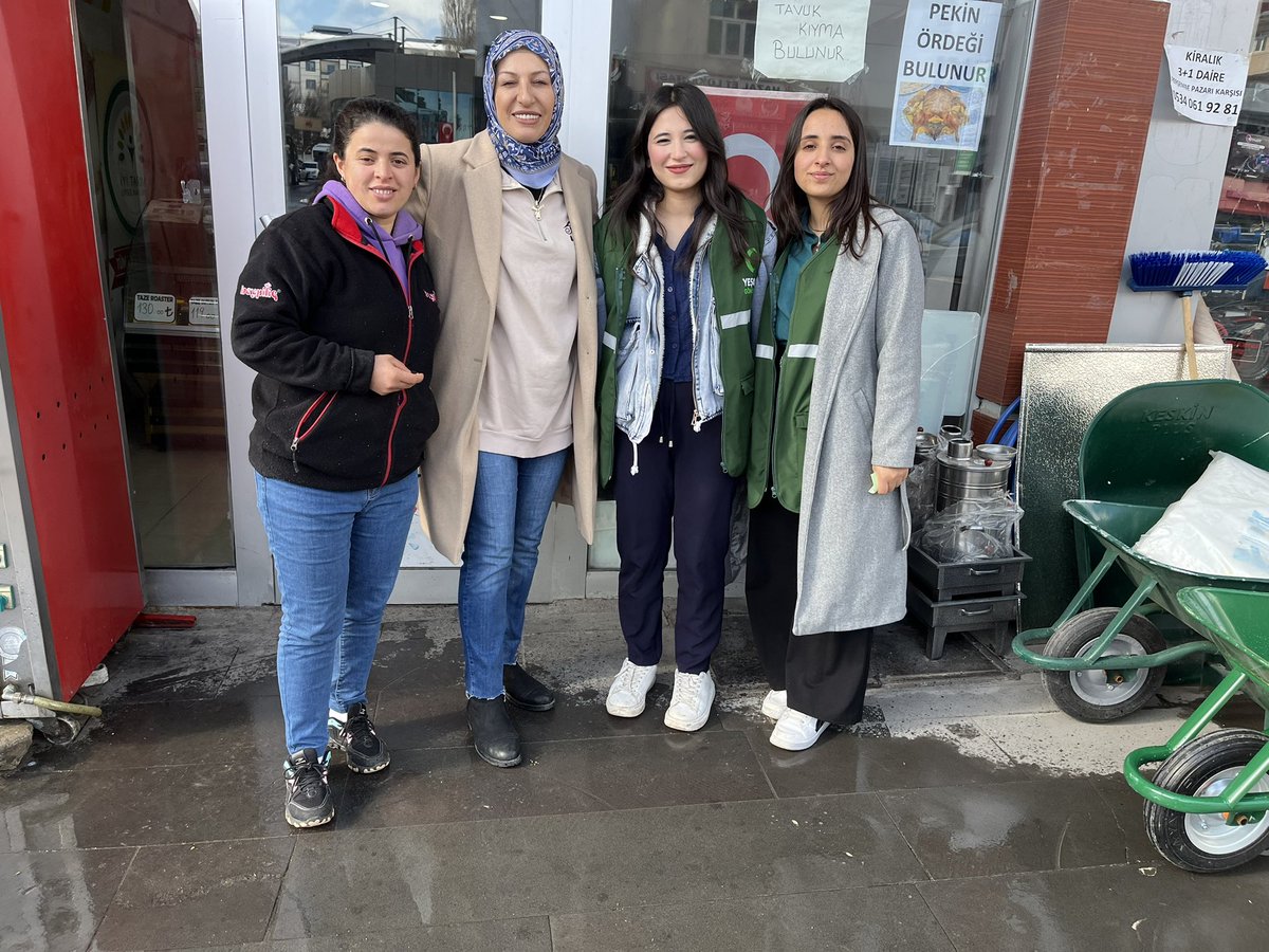 Ardahan Yeşilay Şubesi olarak, Şube Başkanımız Tolgay Gökdemir, Gençlik Komisyonumuz ve Genç Yeşilay Kulübümüzle birlikte 8 Mart Dünya Kadınlar Günü dolayısıyla anlamlı bir etkinlik gerçekleştirdik.