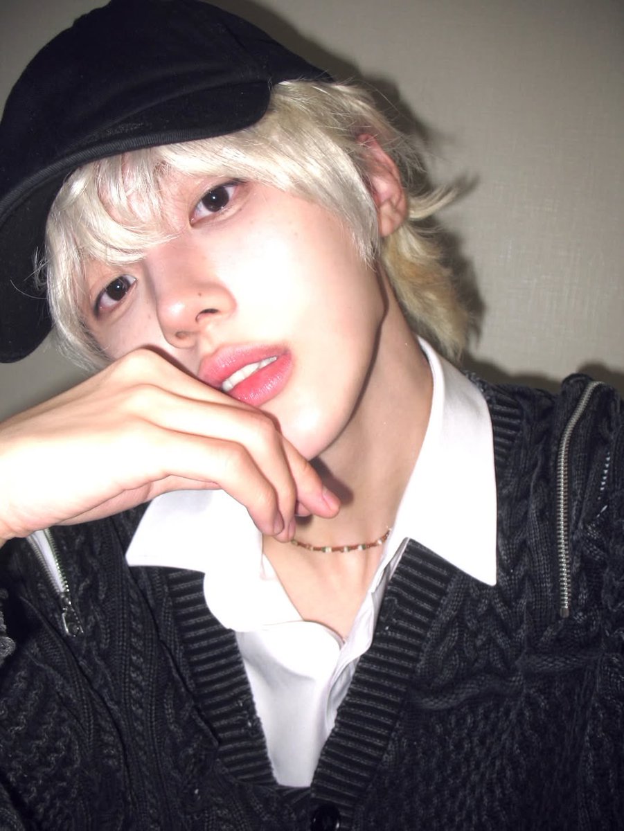 seongminpics's tweet photo. Seongmin instagram update https://t.co/6Jd8n9xlCG