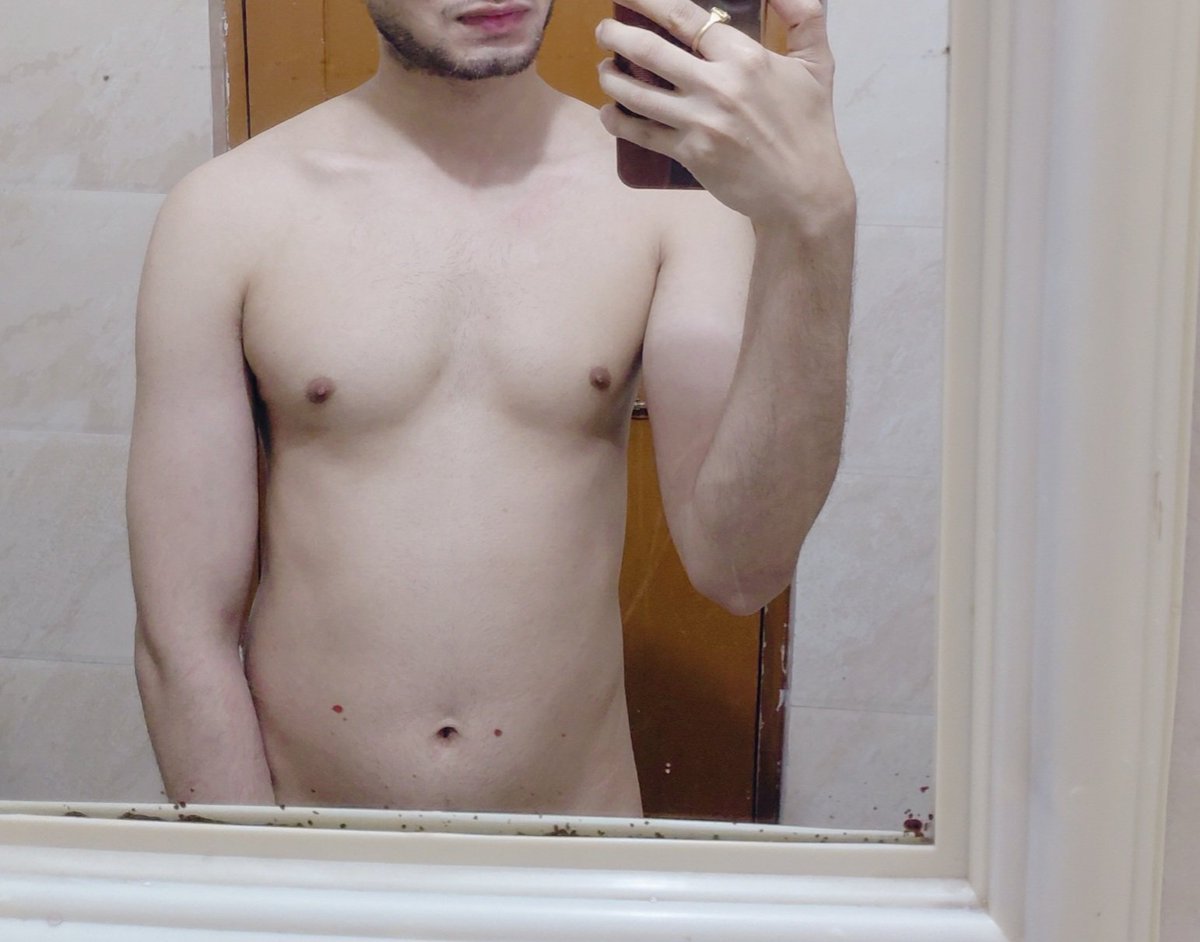 Bottom shubham🥵😍 tweet media