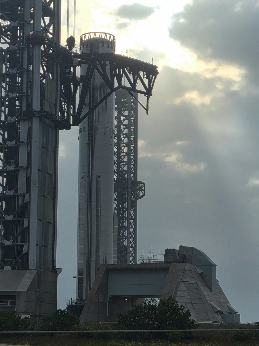 Anthony Gomez tweet media